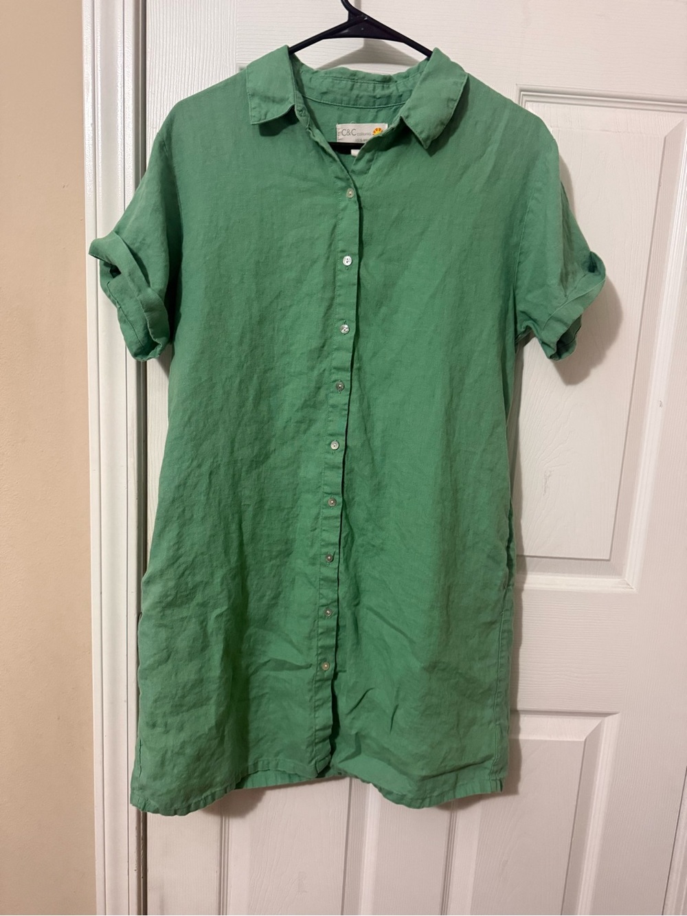 C&C California Green Linen Button-Front Midi Dress